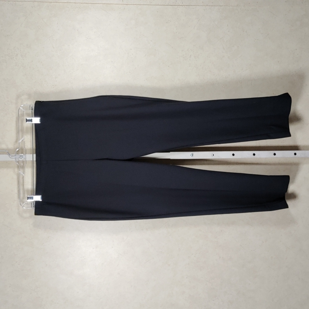 4096 Karen Kane black cropped size zip pants 10